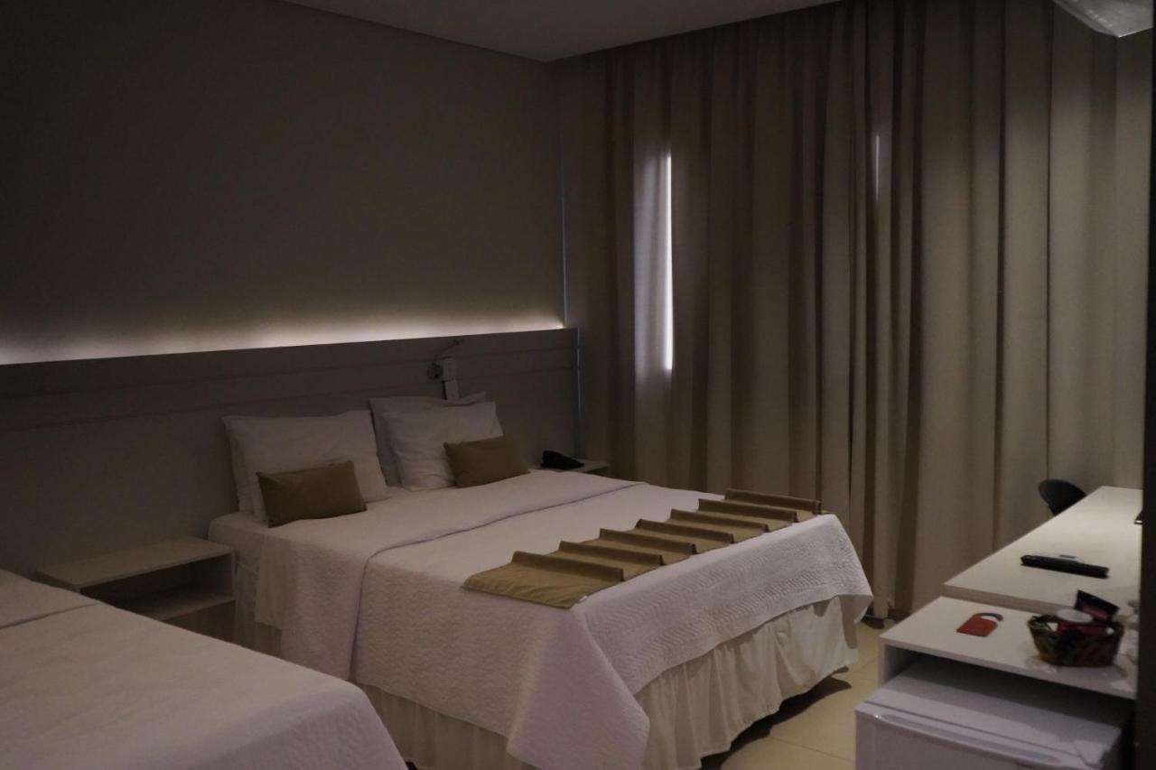 Pak Suites Hotel Luis Eduardo Magalhaes Exterior foto
