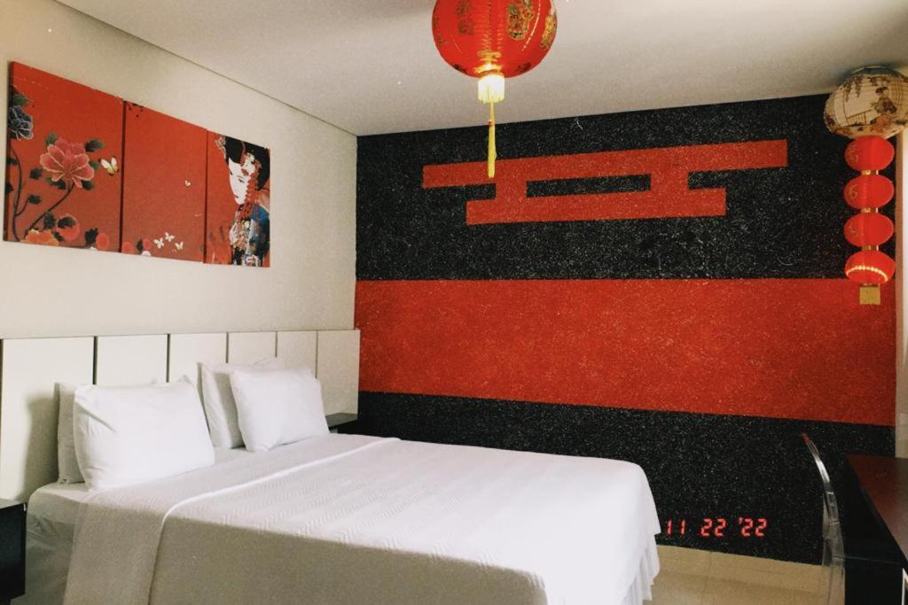Pak Suites Hotel Luis Eduardo Magalhaes Exterior foto