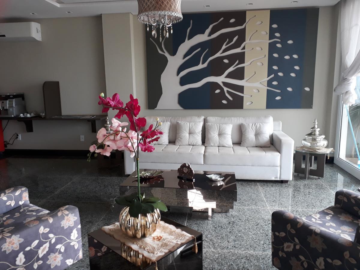 Pak Suites Hotel Luis Eduardo Magalhaes Exterior foto